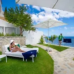 Francesco Luxury בית הארחה 4*