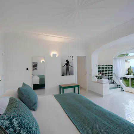Francesco Luxury Guest house 4*