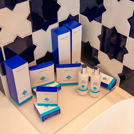 Francesco Luxury 4* بوسيتانو