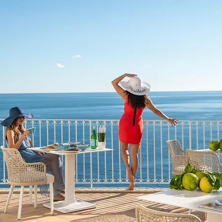 Francesco Luxury 4*