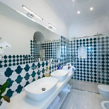 Francesco Luxury 4* 波西塔諾