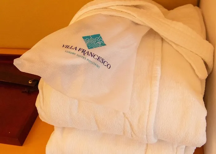 בית הארחה Francesco Luxury פוזיטנו