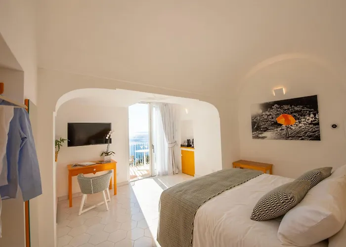 Francesco Luxury בית הארחה פוזיטנו